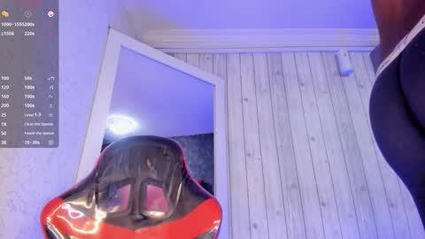 Snapshot of dominicsccott chatting on November 2025 01:00:02 PM Dominicscott online show from November 2025 01:00:02 PM