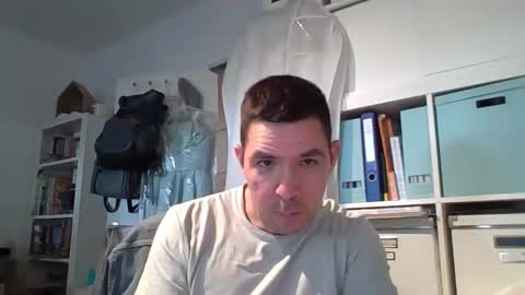 dominik_home online show from June 2026 08:49:01 AM