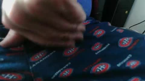 Dominique online show from November 2025 10:44:02 PM