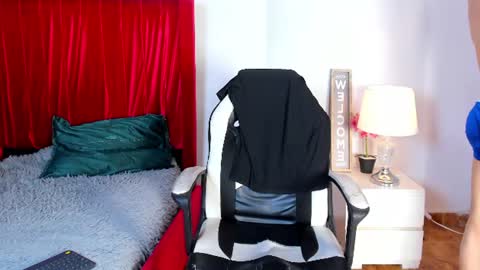 dominyck_ online show from July 2026 04:15:01 AM