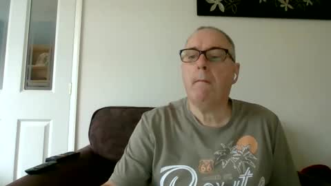 Snapshot of domjolly08 chatting on October 2025 02:26:01 PM David uk online show from October 2025 02:26:01 PM