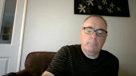 Snapshot of domjolly08 chatting on October 2025 03:46:02 PM David uk online show from October 2025 03:46:02 PM