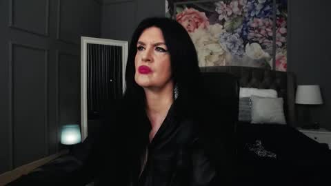 Snapshot of dommelisa chatting on November 2025 10:04:01 PM Dom Melisa online show from November 2025 10:04:01 PM