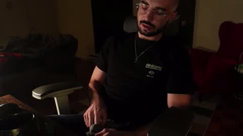 domtop_eric online show from February 2026 10:36:02 PM