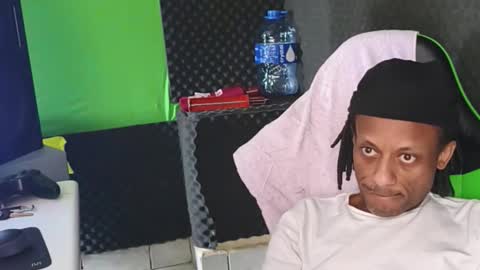 dondiego5511 online show from April 2026 12:49:01 PM