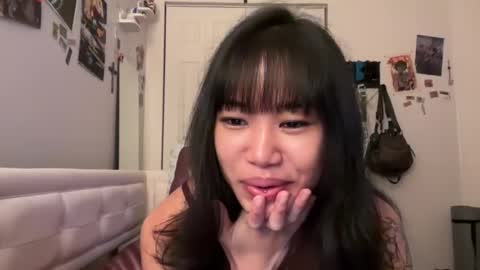 Snapshot of donna_baby chatting on January 2025 10:59:01 PM D2Creamy online show from January 2025 10:59:01 PM