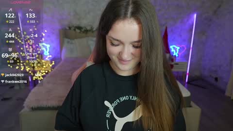 DONNA online show from January 2025 11:39:02 PM