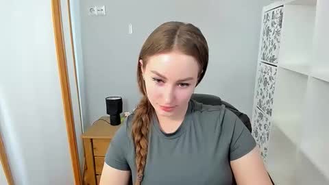 Snapshot of donnasensual chatting on September 2025 03:01:02 PM DonnaSensual online show from September 2025 03:01:02 PM