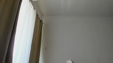 Donatella online show from January 2025 12:13:01 PM