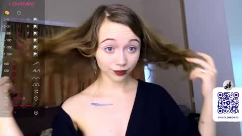 Nicole online show from March 2026 02:22:02 PM