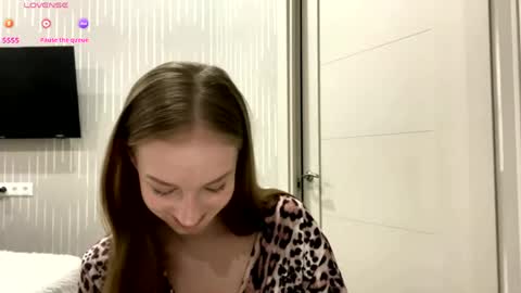 Anika online show from May 2026 09:05:02 PM
