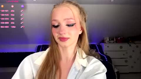 Anika online show from July 2026 09:41:01 PM
