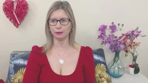 Snapshot of doreenkiss chatting on March 2025 07:14:02 AM DoreenSexy online show from March 2025 07:14:02 AM