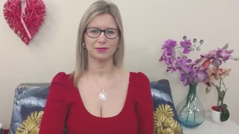 Snapshot of doreenkiss chatting on March 2025 07:19:01 AM DoreenSexy online show from March 2025 07:19:01 AM