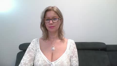 DoreenSexy online show from November 2025 07:35:02 PM