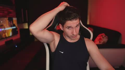 Dorian Reyes online show from April 2026 11:44:01 PM