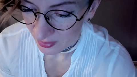 Dorothy Next stream on Monday at 3am-9am online show from February 2026 05:28:02 AM