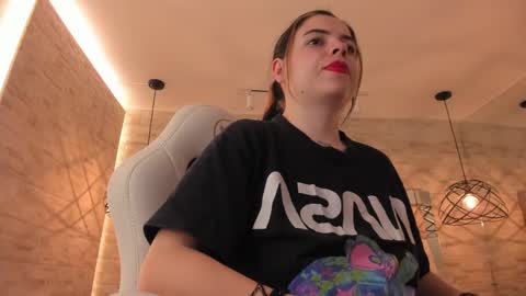  DOROTHY online show from March 2025 03:29:02 AM