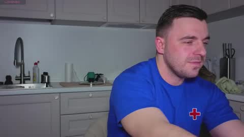 Sasha online show from November 2025 06:07:01 PM