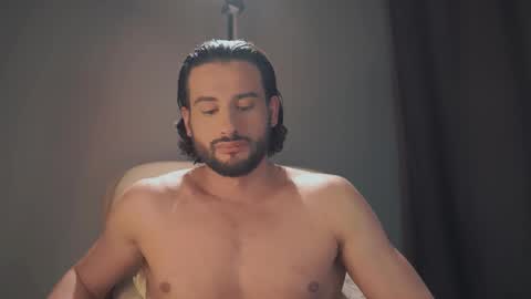 Snapshot of double_luckystrike chatting on January 2026 01:04:01 PM Keen online show from January 2026 01:04:01 PM