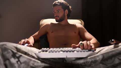 Snapshot of double_luckystrike chatting on February 2026 06:59:02 PM Keen online show from February 2026 06:59:02 PM