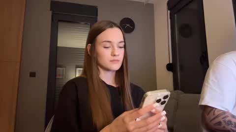 Alice and Mark online show from September 2025 07:13:02 PM