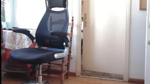 Lucia online show from April 2026 10:38:02 AM