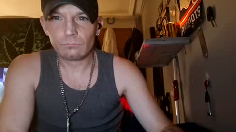 Snapshot of dougiebisme chatting on July 2026 03:11:01 AM dougiebisme online show from July 2026 03:11:01 AM