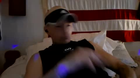 Snapshot of dougiebisme chatting on July 2026 02:33:01 AM dougiebisme online show from July 2026 02:33:01 AM