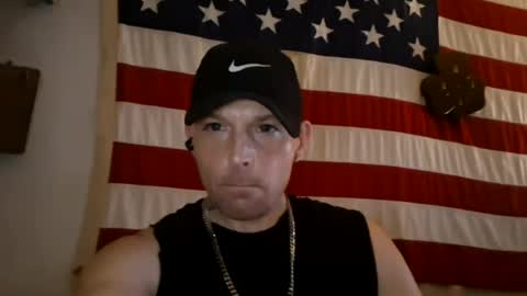 Snapshot of dougiebisme chatting on August 2026 07:32:02 AM dougiebisme online show from August 2026 07:32:02 AM
