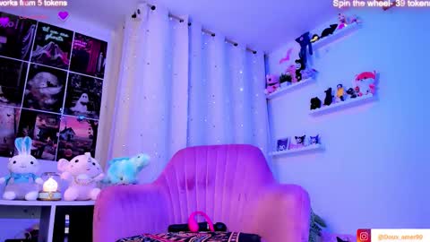 VickyHelp me to reach 300 thumbs up online show from November 2025 03:12:01 PM