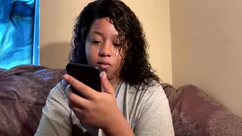 dove_love22 online show from November 2025 06:54:01 PM