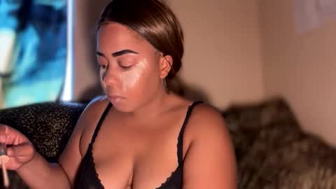 dove_love22 online show from December 2025 06:57:02 PM