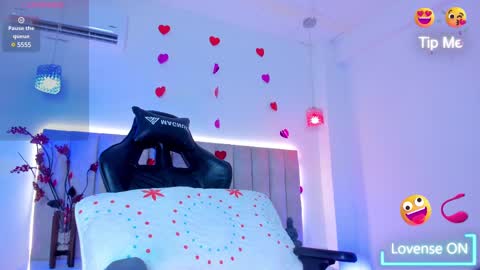 Doyeon online show from February 2025 02:42:01 AM