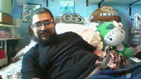 Dpenguino online show from November 2025 05:57:01 PM