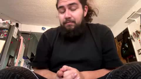 Snapshot of dpenguino chatting on February 2026 05:00:02 PM Dpenguino online show from February 2026 05:00:02 PM