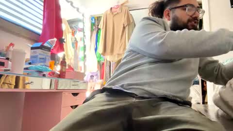 Snapshot of dpenguino chatting on February 2026 04:47:02 PM Dpenguino online show from February 2026 04:47:02 PM