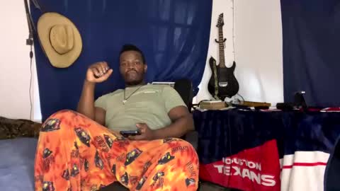 MrPirated online show from March 2025 06:01:02 PM