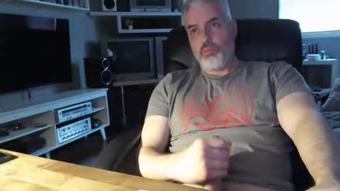 dr_dave20 online show from April 2026 04:05:02 PM