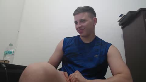 Snapshot of draco_boy2000 chatting on October 2025 10:29:02 PM draco_boy2000 online show from October 2025 10:29:02 PM