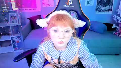 Snapshot of draculaura_ chatting on August 2026 11:42:01 AM Draculaura online show from August 2026 11:42:01 AM