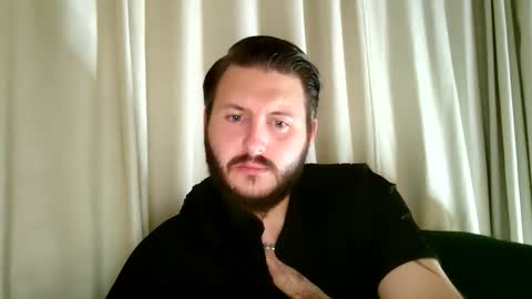 Snapshot of dragonite2626 chatting on November 2025 01:48:01 AM Dragonite online show from November 2025 01:48:01 AM