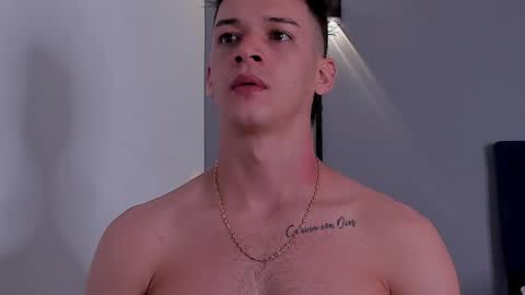 drake_carter1 online show from September 2025 02:00:02 AM