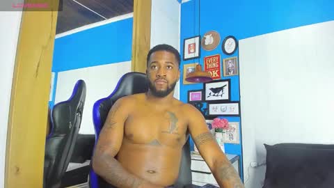 ---Drake--- online show from October 2025 10:43:02 PM