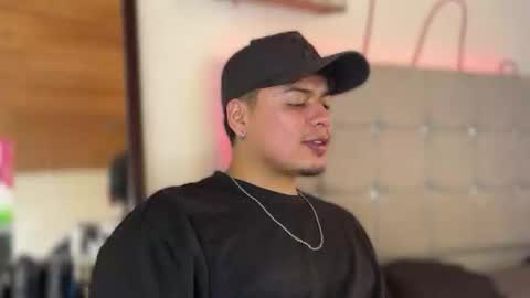 Snapshot of drakenn_ chatting on March 2026 04:35:01 PM drakeeee online show from March 2026 04:35:01 PM