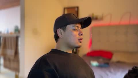 Snapshot of drakenn_ chatting on March 2026 02:43:01 PM drakeeee online show from March 2026 02:43:01 PM