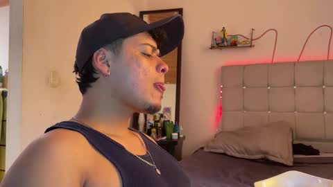 Snapshot of drakenn_ chatting on April 2026 02:03:02 PM drakeeee online show from April 2026 02:03:02 PM