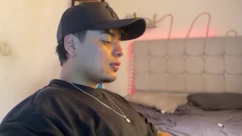 Snapshot of drakenn_ chatting on April 2026 01:55:02 PM drakeeee online show from April 2026 01:55:02 PM