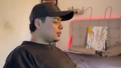 Snapshot of drakenn_ chatting on April 2026 03:16:01 PM drakeeee online show from April 2026 03:16:01 PM