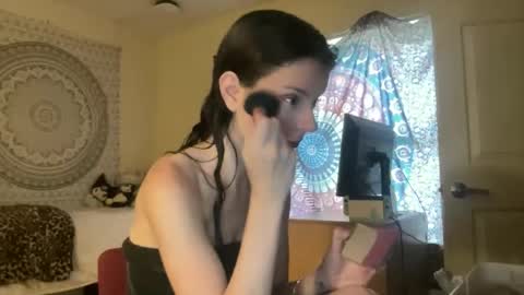 ur dream girl online show from April 2026 06:32:01 PM